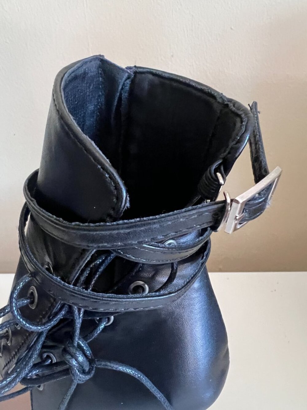 Fierce Strappy Black Leather Look Lace-Up Stilettos - 8.5 - Picture 5 of 10